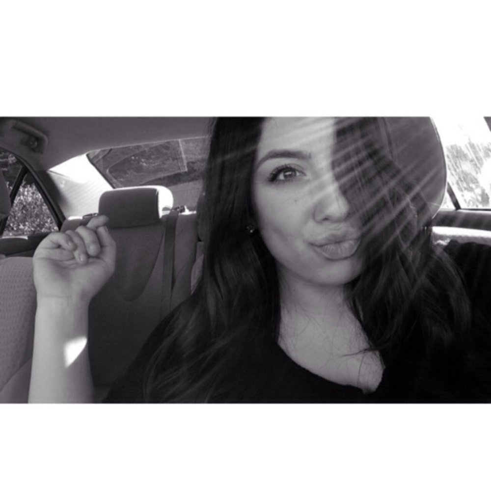 Meet your Posher, Bella